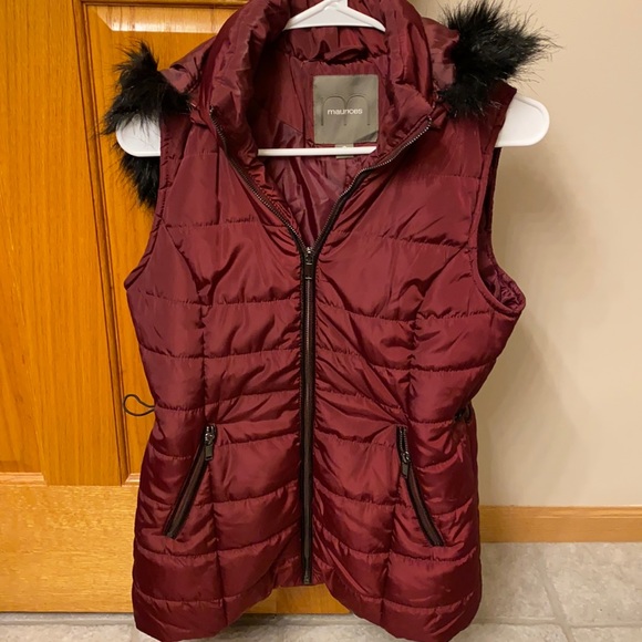Burgundy Puffer Vest W Faux Fur 